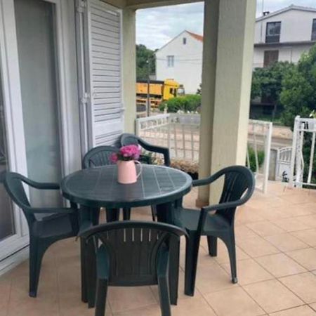 Apartman Kurtov Appartement Pakoštane Buitenkant foto